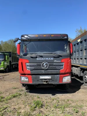 Shacman (Shaanxi) SX* 8x4 Самосвал