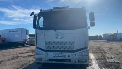 FAW J6 8x4 Самосвал