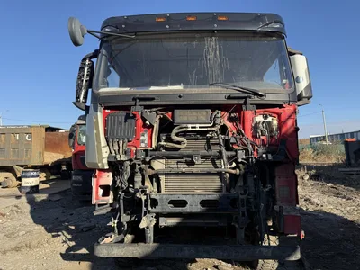 Shacman (Shaanxi) SX* 6x6 Седельный тягач