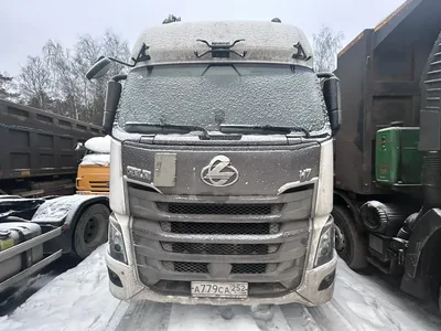 CHENGLONG H7 4x2 Седельный тягач