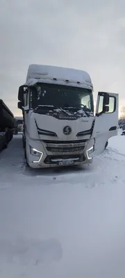 Shacman (Shaanxi) SX* 4x2 Седельный тягач
