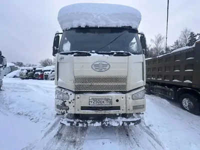 FAW J6 8x4 Самосвал