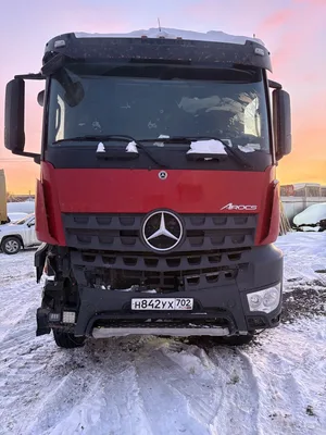 Mercedes-Benz AROCS 6x4 Седельный тягач