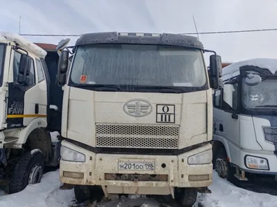 FAW J6 8x4 Самосвал
