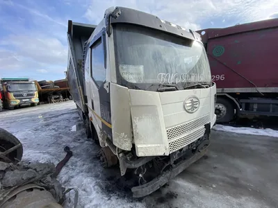 FAW J6 8x4 Самосвал